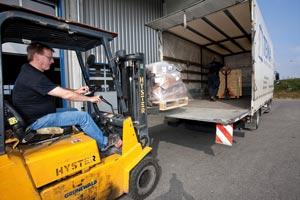 lkw-beladen-transport-logistik Transport & Logistikbeladung